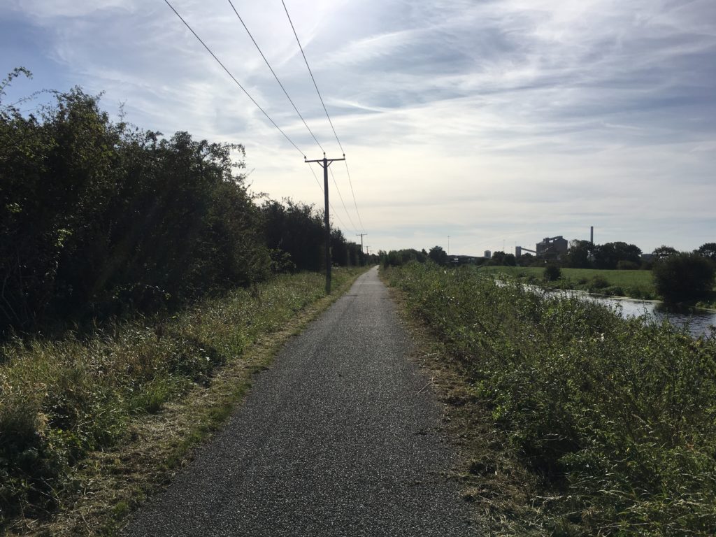 Cycle way from Lincoln